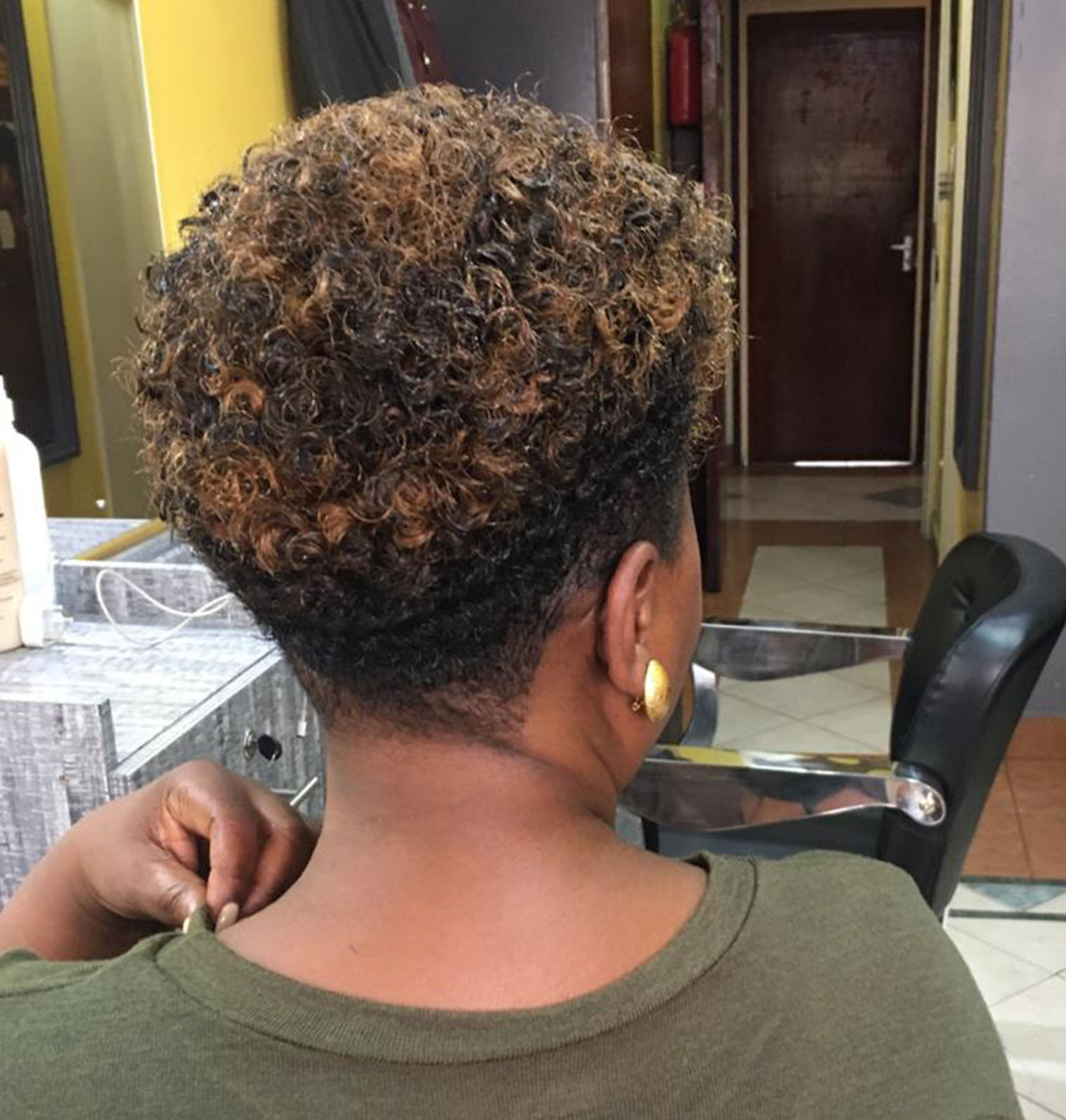 Akodo Salon hairstyle