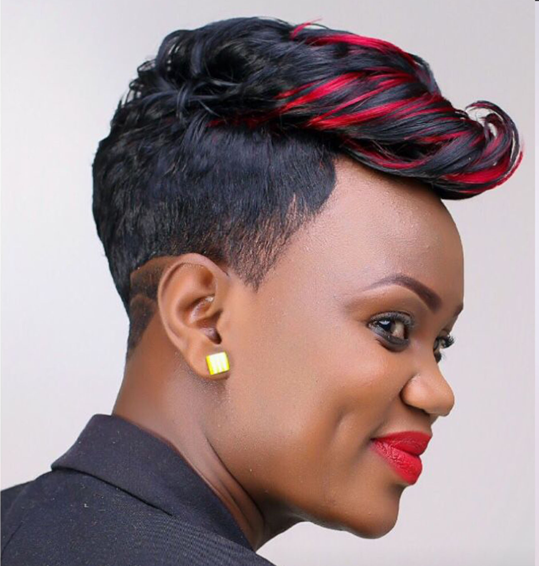 Akodo Salon hairstyle